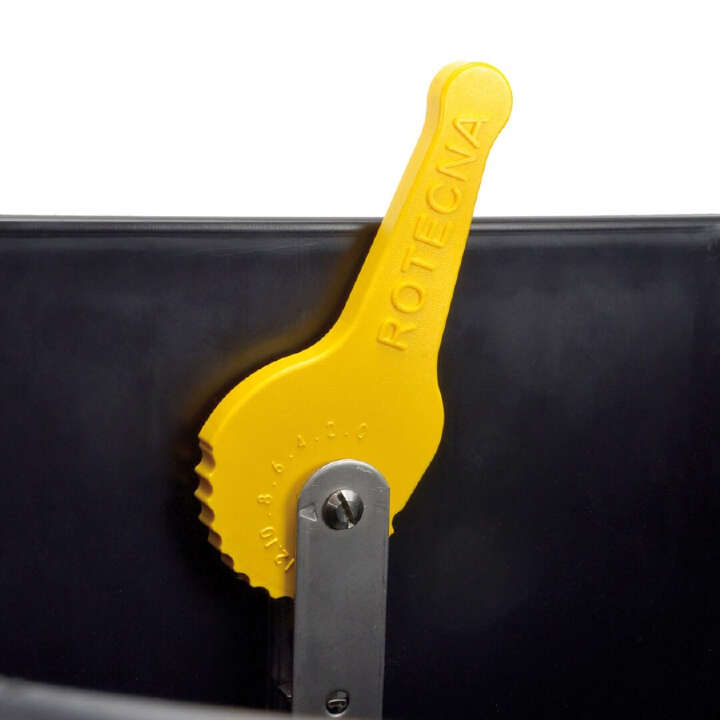 ROTECNA Futterautomat für Mastschweine